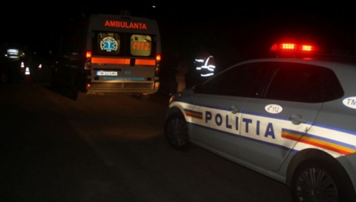 Două fetițe sunt GRAV rănite, iar tatăl A MURIT, după ce au fost loviți de tren. O minora, transportată de URGENȚĂ la Cluj